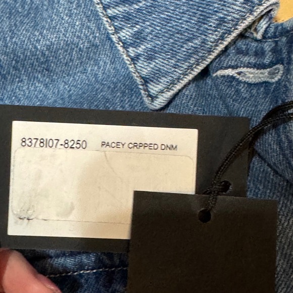 NWT PAIGE Pacey Cropped Denim Jacket Raw Hem Selah Blue Women S $249 - Picture 3 of 11